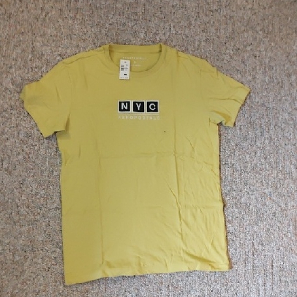 Aeropostale Soft Yellow Graphic Tee
